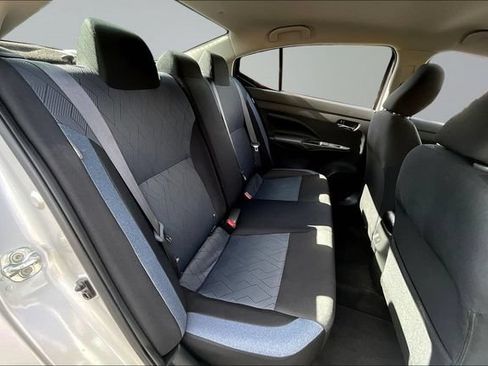 Used 2025 Nissan Versa SV w/ Trunk Package FWD image 22