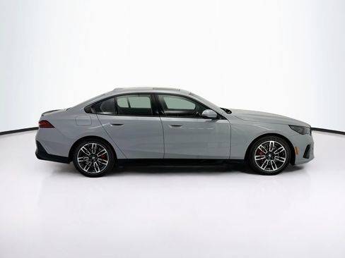 New 2027 BMW 530i RWD image 4