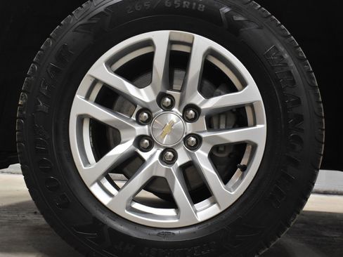 Used 2021 Chevrolet Silverado 1500 LT AWD/4WD image 31