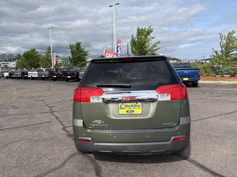 Used 2015 GMC Terrain SLE w/ Safety Package AWD/4WD image 7