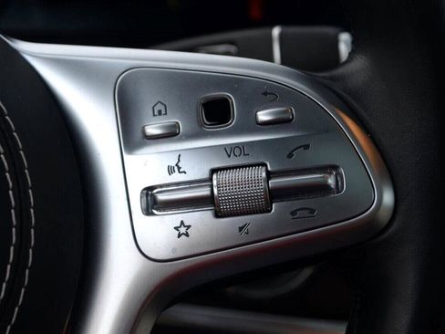 Used 2018 Mercedes-Benz S 560 Sedan image 41