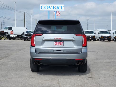 Used 2023 GMC Yukon Denali AWD/4WD image 6
