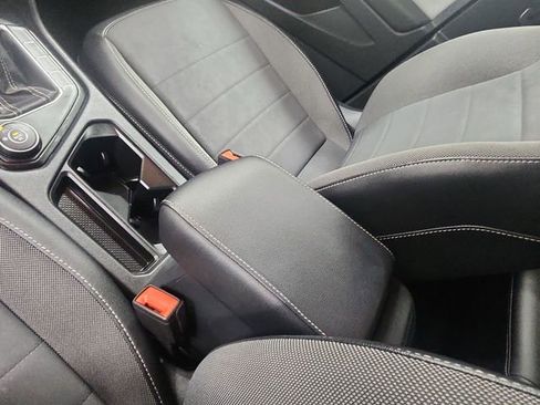 Used 2023 Volkswagen Taos SE image 23