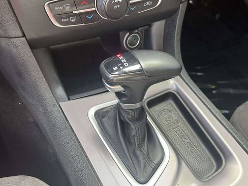 Used 2022 Dodge Charger SXT image 29