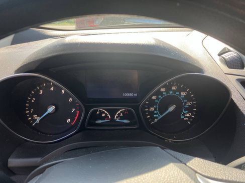 Used 2015 Ford Escape S FWD image 4