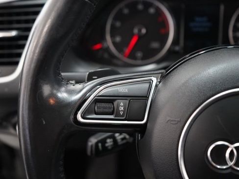 Used 2017 Audi Q5 2.0T Premium Plus w/ Technology Package image 21