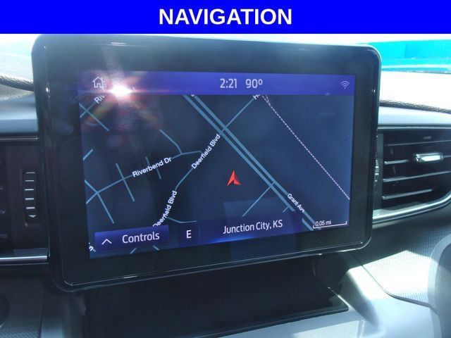 Used 2021 Ford Explorer XLT w/ Equipment Group 202A AWD/4WD image 6