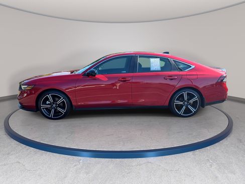 Used 2024 Honda Accord Sport image 8