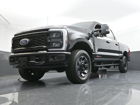 Used 2024 Ford F250 Lariat w/ Lariat Ultimate Package image 24