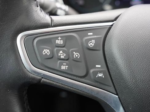 Used 2020 Chevrolet Equinox Premier image 36