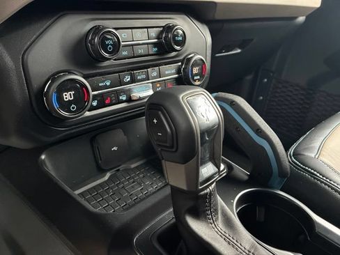 Used 2024 Ford Bronco Wildtrak AWD/4WD image 32
