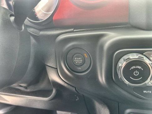 Used 2019 Jeep Wrangler Unlimited Rubicon w/ Safety Group image 16