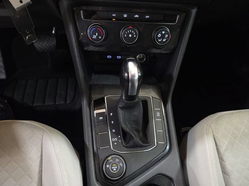 Used 2020 Volkswagen Tiguan S AWD/4WD image 23