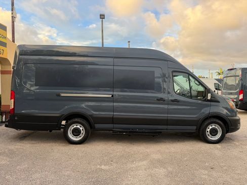 Used 2020 Ford Transit 250 148 High Roof Extended RWD image 7