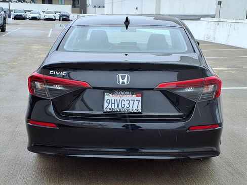 Used 2023 Honda Civic LX image 5