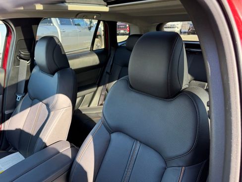 Used 2024 MAZDA CX-50 2.5 Turbo w/ Weather Package image 7