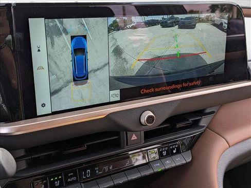 Certified 2025 Toyota Crown Signia w/ Advanced Technology Package image 12