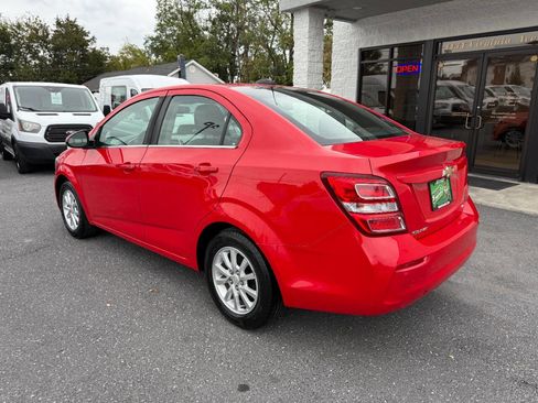 Used 2017 Chevrolet Sonic LT image 2