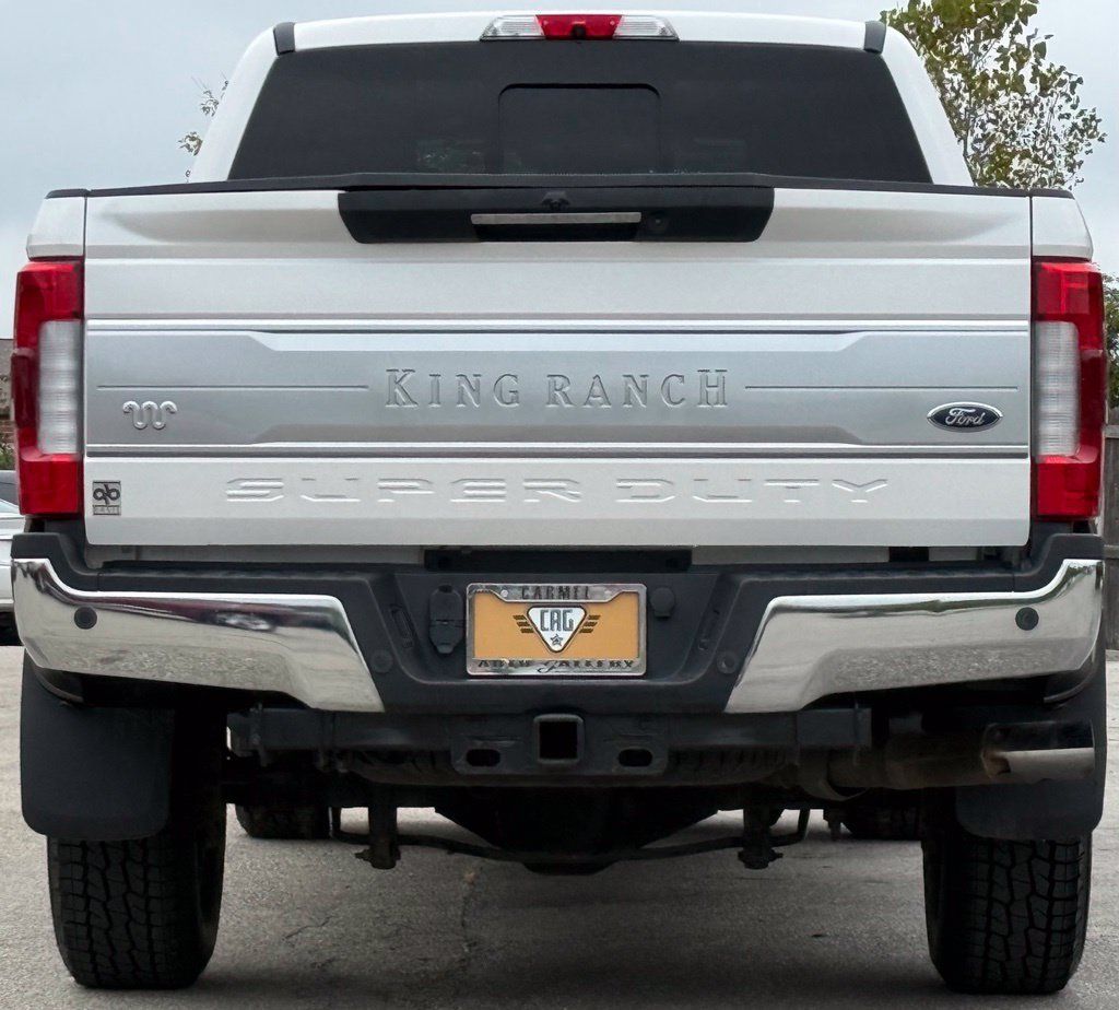 Used 2019 Ford F350 King Ranch w/ King Ranch Ultimate Package AWD/4WD image 3