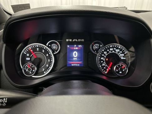 Used 2024 RAM 1500 Big Horn AWD/4WD image 14