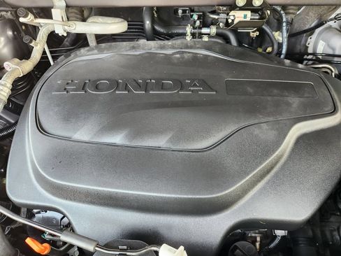 Used 2023 Honda Odyssey Touring image 34