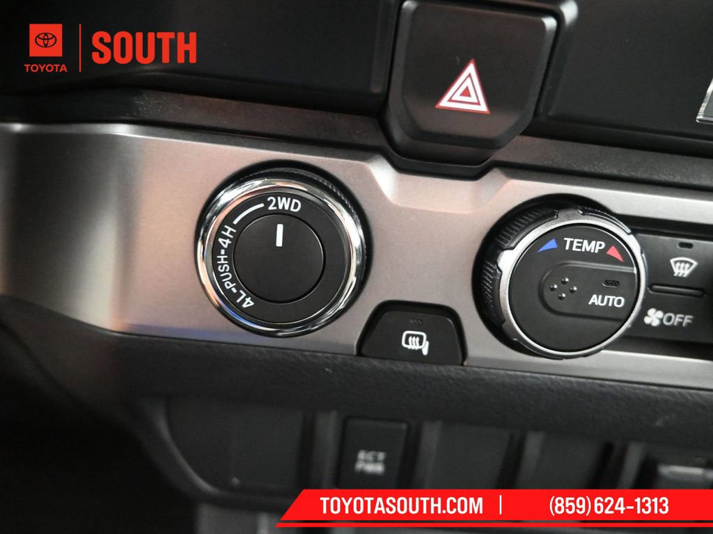 Used 2023 Toyota Tacoma SR AWD/4WD image 18