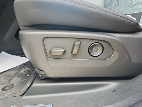 New 2025 GMC Hummer EV 3X w/ LPO, Sport Package image 17