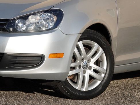 Used 2010 Volkswagen Jetta TDI FWD image 30