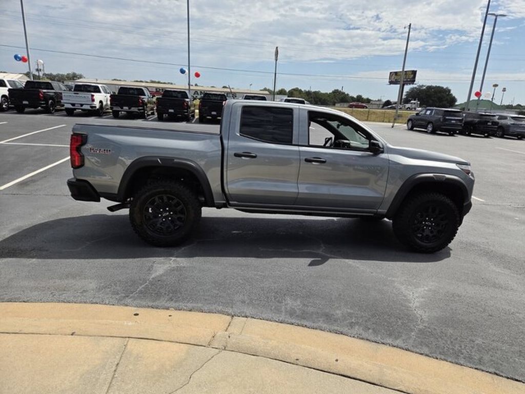 Used 2026 Chevrolet Colorado Trail Boss AWD/4WD image 6
