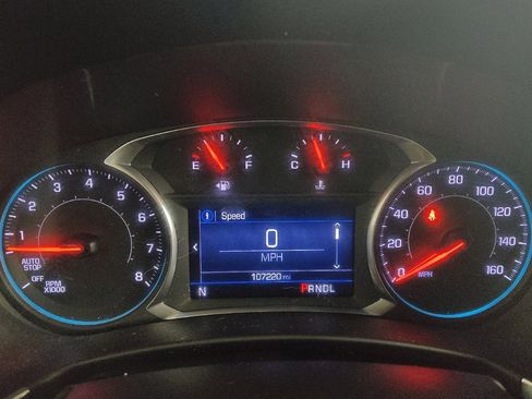 Used 2019 Chevrolet Equinox LT image 23