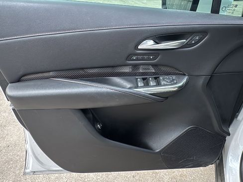 Used 2022 Cadillac XT4 Sport image 12