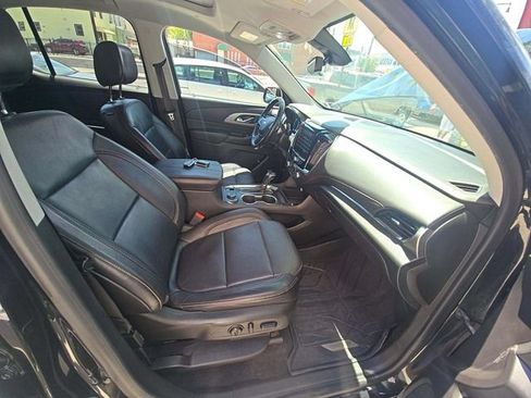 Used 2018 Chevrolet Traverse LT w/ LPO, Floor Liner Package AWD/4WD image 7