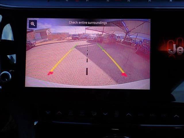 New 2026 Jeep Grand Cherokee Limited AWD/4WD image 19