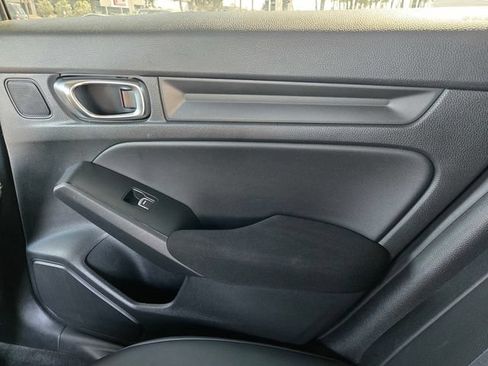 Used 2022 Honda Civic Sport image 11