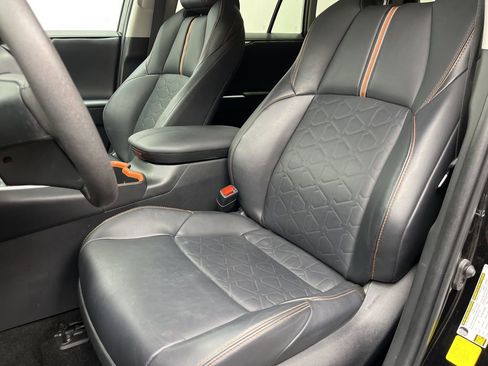 Used 2023 Toyota RAV4 Adventure w/ Convenience Package AWD/4WD image 10