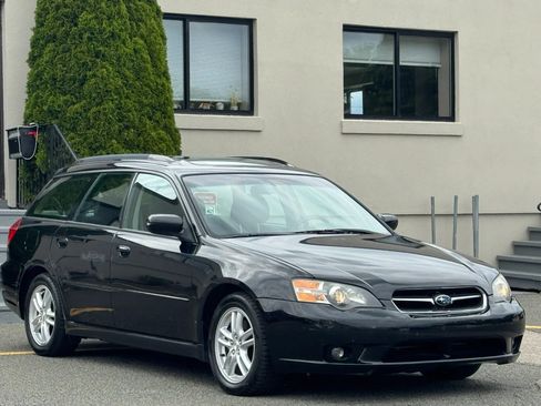 Used 2005 Subaru Legacy 2.5i Limited AWD/4WD image 3