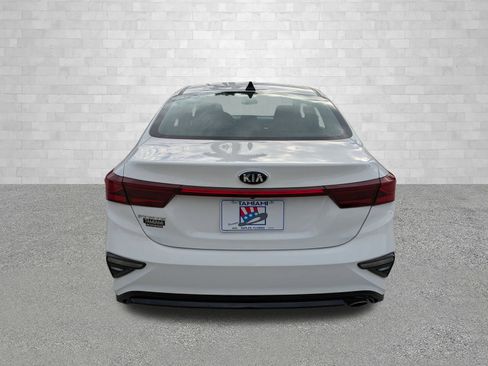 Used 2021 Kia Forte LXS image 3