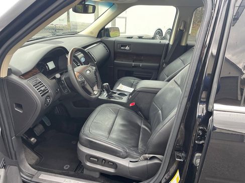Used 2019 Ford Flex Limited image 12