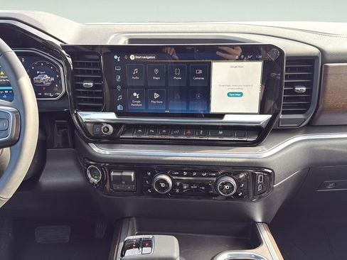 New 2026 Chevrolet Silverado 1500 High Country w/ High Country Premium Package image 16