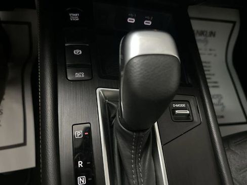Certified 2025 Nissan Kicks SV w/ SV Premium Package AWD/4WD image 26