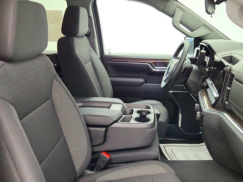 Used 2023 Chevrolet Silverado 1500 LT AWD/4WD image 24