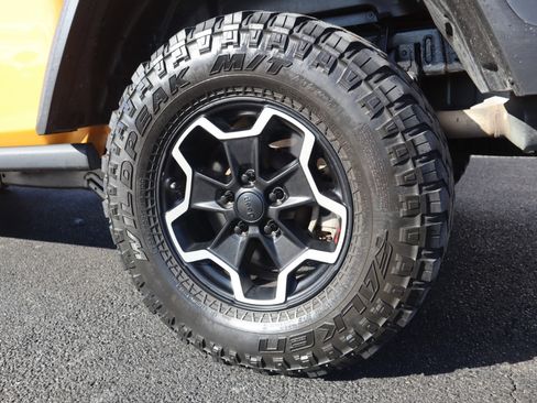 Used 2021 Jeep Gladiator Rubicon image 25