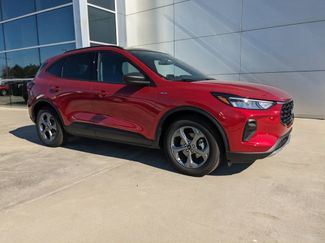 New 2025 Ford Escape ST-Line w/ Equipment Group 301A video 2