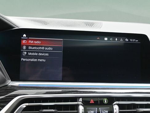 Used 2019 BMW X7 xDrive50i w/ M Sport Package AWD/4WD image 28