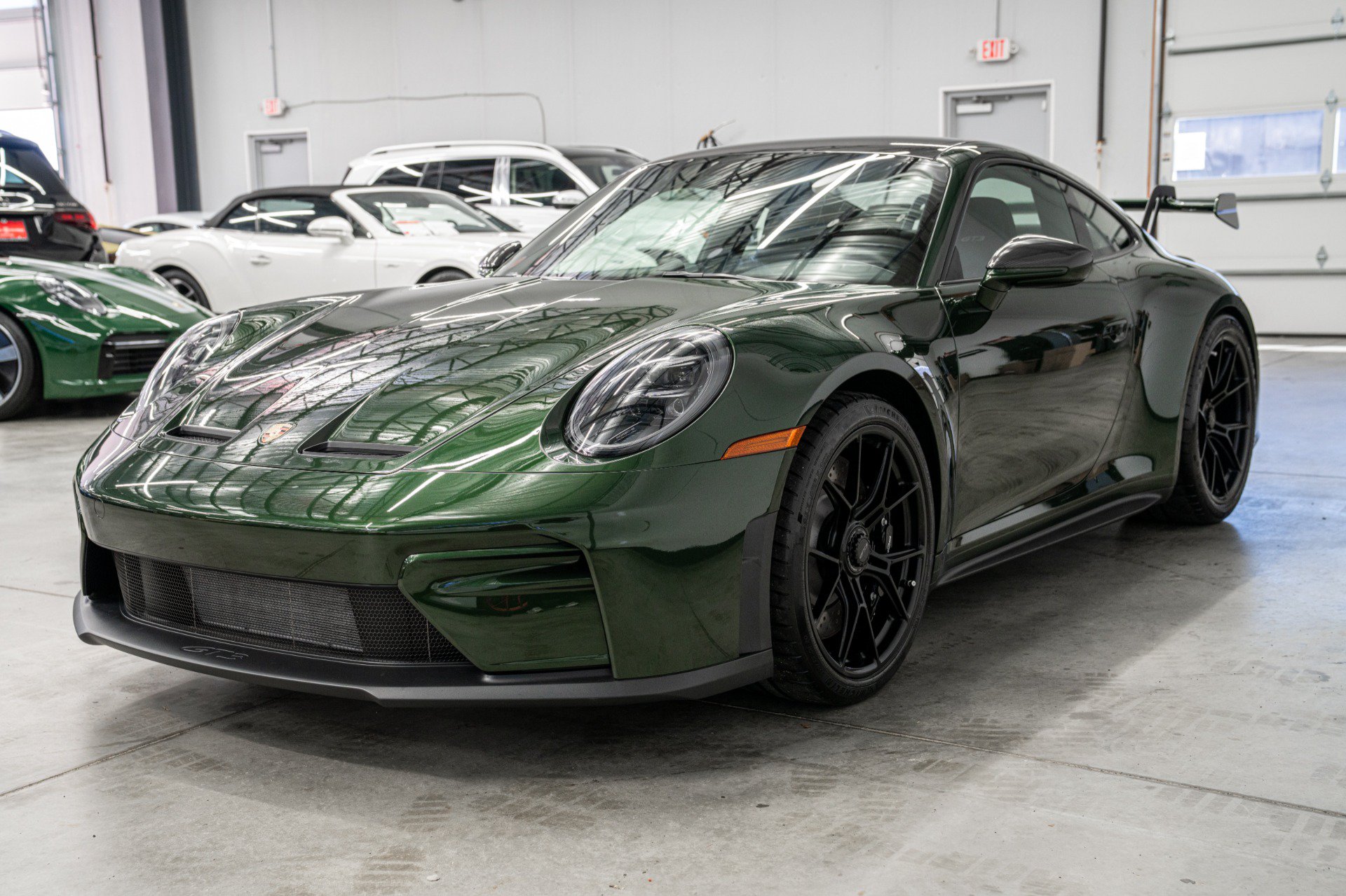 Used 2026 Porsche 911 GT3 RWD image 5