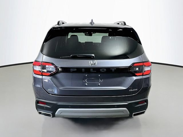 Used 2024 Honda Pilot Elite image 6