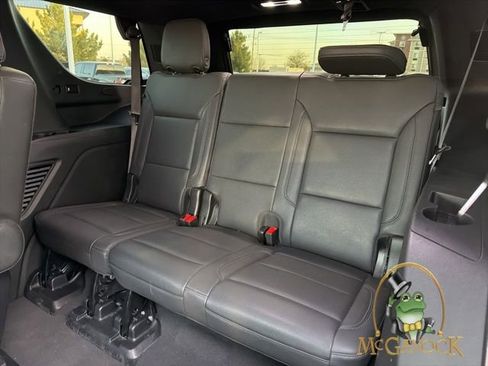 Used 2023 Chevrolet Tahoe LT w/ Luxury Package image 18