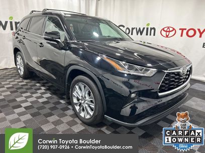 Used 2023 Toyota Highlander Limited