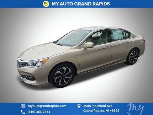 Used 2017 Honda Accord EX-L image 4