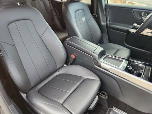 Certified 2025 Mercedes-Benz GLB 250 4MATIC image 20